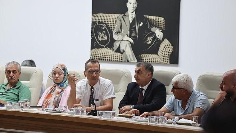 Başkan Kınay: Esnafımızla birlikte Karabağlar'ı güçlendireceğiz