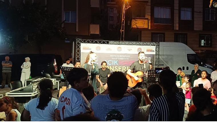Maltepe'de açık hava konserleri büyük coşkuyla devam ediyor