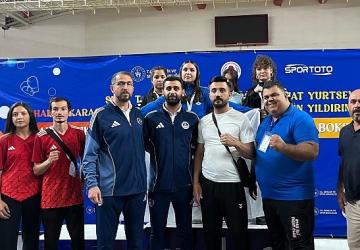 Kürsülerde yine Kağıtspor var