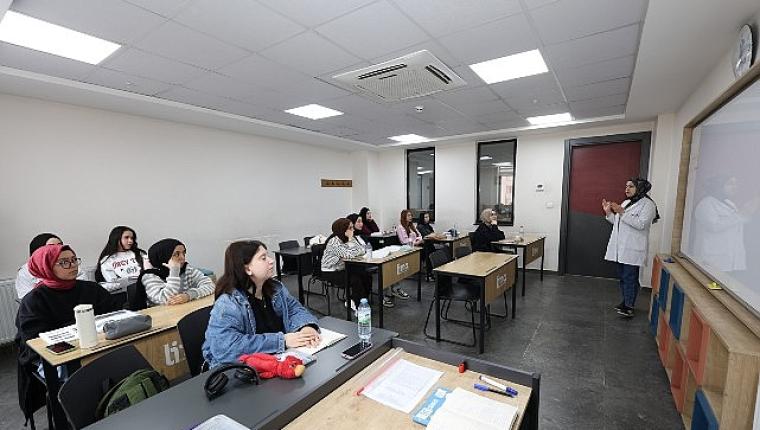 Başkan Altay: “LİMA'larımızda Gençlerimizin Hem Derslerine Destek Oluyor Hem De Kendilerini Çok Yönlü Geliştirmelerine Katkı Sağlıyoruz"