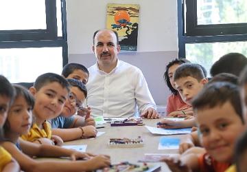 Başkan Altay Bilgehane ve Yaz Kur'an Kursu'nda Eğitim Gören Öğrencilerle Buluştu