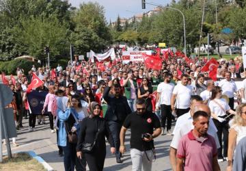 Besni’de 28. Eğitim Bayramı yoğun katılımla kutlandı
