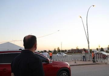 Başkan Altay, Konya Bilim Festivali'nde Türk Yıldızları'nın Muhteşem Gösterisini Vatandaşla Birlikte İzledi