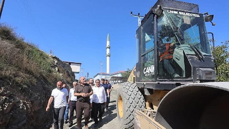Başkan Sandıkçı: "Canik'te yeni projeleri ve yatırımları hizmete sunmaya devam ediyoruz" 