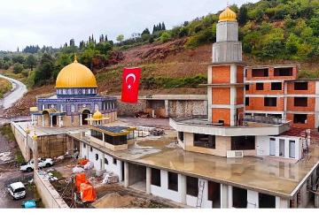 Karamürsel Aksa Camii Büyükşehir'le yükseliyor