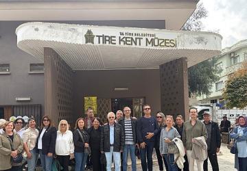 Konak Belediyesi'nden gaziler ve şehit ailelerine anlamlı gezi