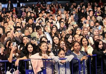 Keçiören'de YKS ve LGS Öğrencilerine Eğlence Dolu Motivasyon Programı