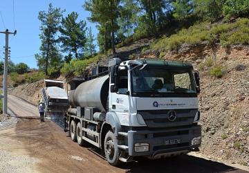Gölcük'te Ergenekon Caddesi kavşağı yenileniyor