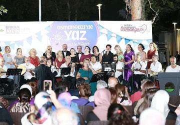 Osmangazi'nin Mahalle Şenliğinde Koro Coşkusu