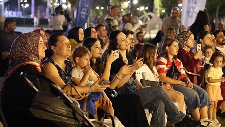 Fuar Park'ta kulakların pası silindi