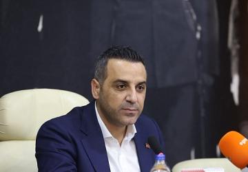 Çiğli Belediyesi Araç Filosunu Güçlendiriyor: 57 Araç ve İş Makinesi İçin Girişimler Başlatıldı