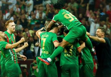 Süper Lig'in yeni lideri Amedspor: Amedspor 3-2 Beşiktaş