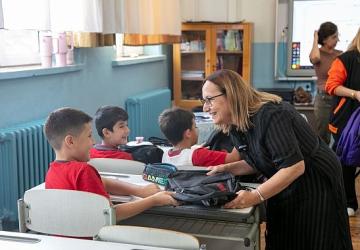 Güzelbahçe Belediyesi'nden Öğrencilere Kırtasiye Desteği