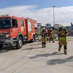 İzmir'in yeni itfaiyecileri alevlerin arasında göreve hazırlanıyor