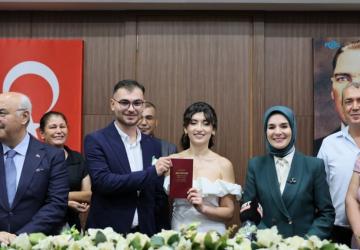 Aile ve Gençlik Fonu’ndan 222 bin 988 gence 21 milyar 48 milyon liralık destek