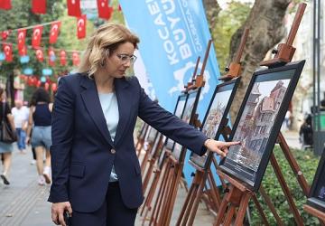 17 Ağustos'un 27'nci yılında anlamlı sergi