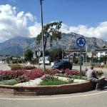 Kemer'de yeşil alanlarda bakım çalışmaları