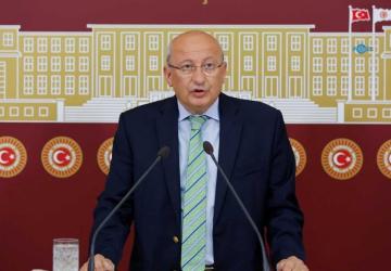 Çakırözer'in basın özgürlüğü raporu: Eylülde 50 kez hakim karşısına çıkan gazeteciler, 1350 erişim engeli