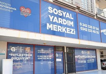 Büyükşehir Sosyal Yardım Merkezi'nde ihtiyaç sahiplerine destek