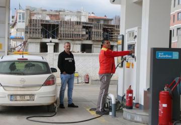 Motorine zam geldi: Adıyaman’da litre fiyatı 95,80 TL oldu