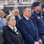 Muhtarlar Günü çelenk sunma töreni Cumhuriyet Meydanı'nda gerçekleşti