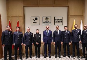 Konya İtfaiye Teşkilatı Heyeti İtfaiye Haftası Vesilesiyle Başkan Altay'ı Ziyaret Etti