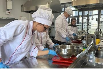 Gebze Beyaz Kalpler donanımlı gençler yetiştiriyor