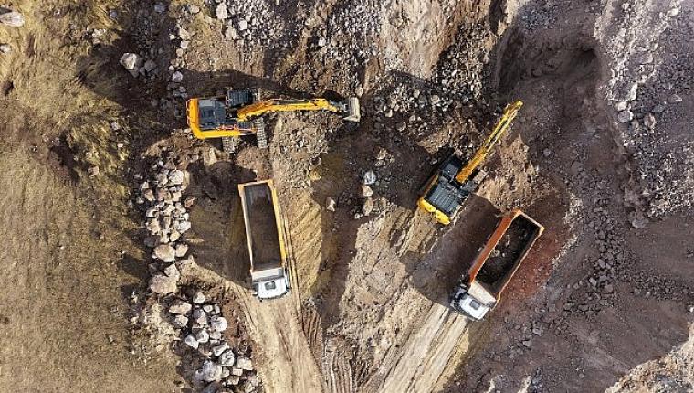 Çerçideresi Bazalt Taş Ocağı Açıldı, İlk Sevkiyat Gerçekleştirildi
