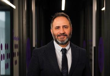 Sonbaharda iş yerlerinde de yaprak dökümü yaşanıyor