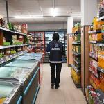 Maltepe Belediyesi'nden Cevizli'de market denetimi