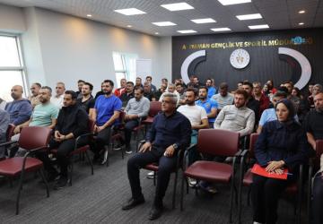 Şükrü Yılmaz, Adıyaman’da antrenörlerle sporcuların gelişimini değerlendirdi