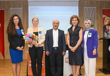 Alzheimer'de Erken Tanının Önemi Osmangazi'de Konuşuldu