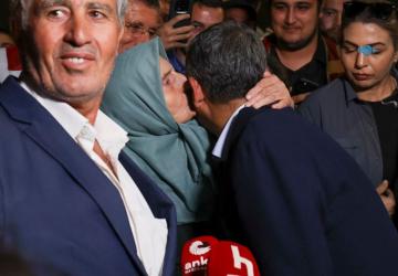 Özgür Özel: Aleviler eşitsizliğe uğruyorum demeyene kadar mücadele etmek boynumuzun borcudur