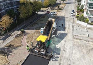 Ataşehir ve Harmandalı'da yollar yenileniyor
