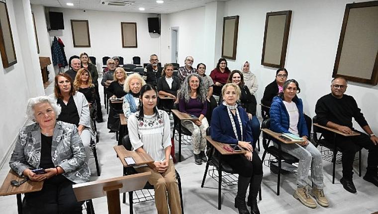 Kemer'de sanatsal faaliyetler artıyor: Halk Korosu çalışmalarına başladı