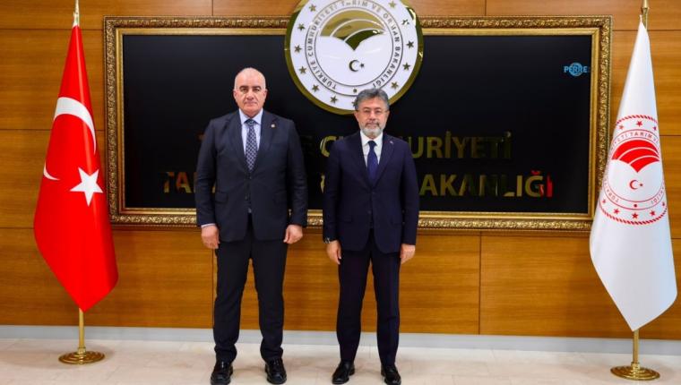 Özhan'dan Besni Ovası müjdesi: 223 bin 310 dekar araziye yönelik yatırımlar 2027'de başlayacak