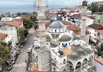 Kuruçeşme Merkez Camii'nde siluet ortaya çıkıyor