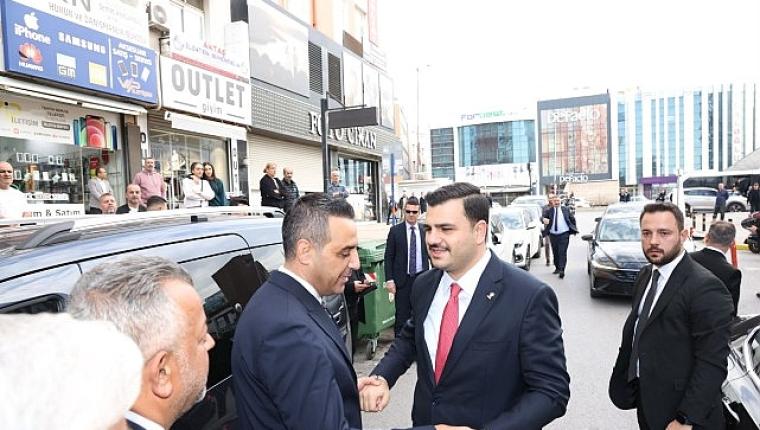 Vekil İnan'dan Çiğli'ye Müjdeler: İlçeye Yeni Yatırımlar Ve Projeler Geliyor