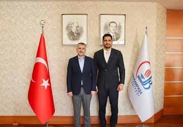 Taha Akgül'den Başkan Vekili Akın'a ziyaret