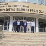 ADIYAMAN (PERRE) - (Berfin GÜRBÜZ) - Önder Adıyaman İmam Hatipliler Derneği tarafından İmam Hatipler Haftası kapsamında düzenlenen konferansta, Adıyaman İmam Hatip Lisesinin kurucu müdürü Mehmet Karakuş Hoca öğrencilerle...