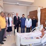 ADIYAMAN (PERRE) - Şeriban ÖZÇAKMAK - Adıyaman Eğitim ve Araştırma Hastanesi'nde halk arasında "kunduracı göğsü" olarak bilinen Pectus Excavatum rahatsızlığı bulunan hastaya kapalı yöntemle Nuss Operasyonu başarıyla uygu...