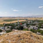 ADIYAMAN (PERRE) - Şeriban ÖZÇAKMAK - Adıyaman İl Özel İdaresi, Besni ilçesinde yürüttüğü BSK sıcak asfalt çalışmalarında 50 kilometrelik programın 27 kilometresini tamamladı.