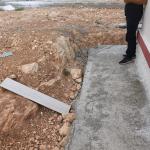 ADIYAMAN (PERRE) - (Şeriban ÖZÇAKMAK) - Adıyaman merkeze bağlı Çemberlitaş köyünde 6 Şubat depremlerinin ardından inşa edilen afet köy evlerinde altyapı, çevre düzenlemesi ve bazı yapısal eksikliklerin bulunduğu öne sürü...
