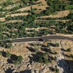 ADIYAMAN (PERRE) - Şeriban ÖZÇAKMAK - Adıyaman İl Özel İdaresi tarafından Kahta ilçesine bağlı Alidam Köyü'nde sürdürülen BSK sıcak asfalt çalışmalarında 45 kilometrelik programın 41 kilometresi tamamlandı.