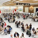 ADIYAMAN (PERRE) - Şeriban ÖZÇAKMAK - Adıyaman Valisi Abdullah Küçük, "30 Haziran Koruyucu Aile Günü" dolayısıyla düzenlenen programda koruyucu aileler ve devlet himayesindeki çocuklarla akşam yemeğinde buluştu.