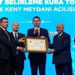 ADIYAMAN (PERRE) - (Şeriban ÖZÇAKMAK) - Çevre, Şehircilik ve İklim Değişikliği Bakanı Murat Kurum, Adıyaman'da TPAO Konferans Salonu'nda düzenlenen "Ev Sahibi Türkiye" Projesi kapsamında Adıyaman Merkez Konut Belirleme K...