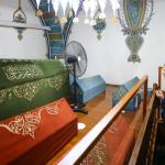 ANKARA (PERRE) - (Şeriban ÖZÇAKMAK) - YENİ Parti'nin kuruluş dilekçesinin İçişleri Bakanlığı'na verilmesinin ardından Manisa Milletvekili Özgür Özel, beraberindeki milletvekilleriyle Hacı Bayram-ı Veli Camii'nde cuma nam...