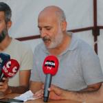 ADIYAMAN (PERRE) - (ADIYAMAN) - Adalet Peşinde Aileleri Platformu Adıyaman Temsilcisi Celal Gezer, 6 Şubat depremlerinde hayatını kaybedenlerin yakınlarının adalet mücadelesine dikkat çekmek amacıyla Adıyaman Yeni Kent M...