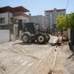 ADIYAMAN (PERRE) - (Mustafa KAMIŞ) - Kahta Belediyesi, ilçe genelinde yol yapım, bakım ve yenileme çalışmalarını aralıksız sürdürüyor.