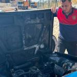 ADIYAMAN (PERRE) - Adıyaman'ın Besni ilçesinde seyir halindeki bir otomobilde çıkan yangın aracı kullanılamaz hale getirdi.